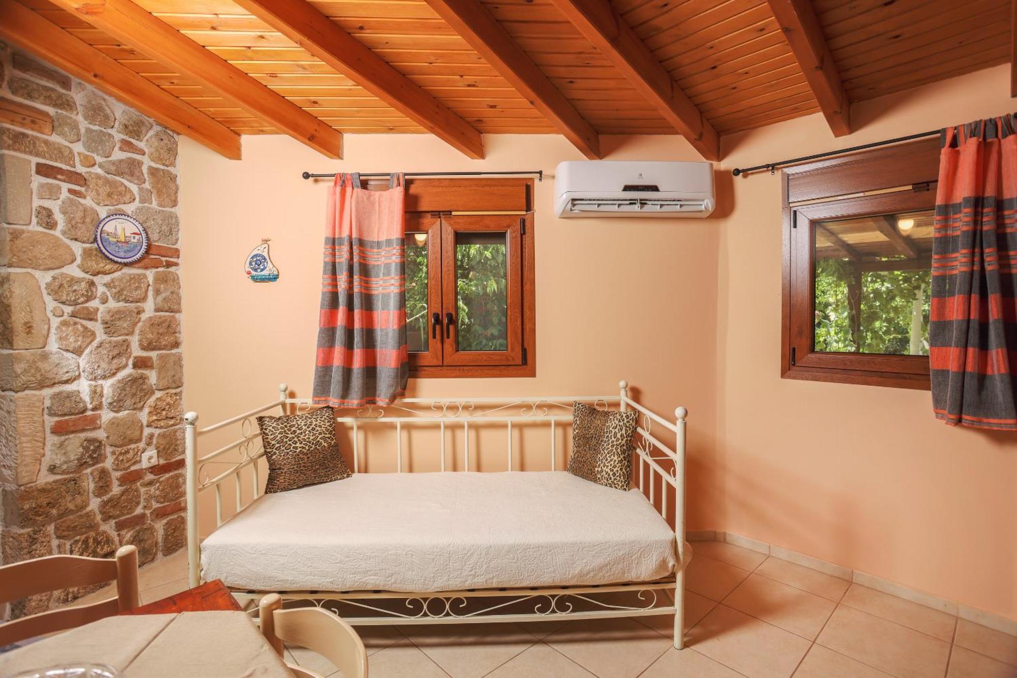 Madlen Apartments Nea Skioni Extérieur photo